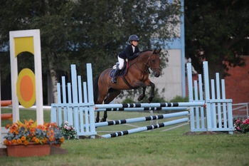 Nellie Lock and River De La Courance claim the NAF Pony 3* Style & Performance Final